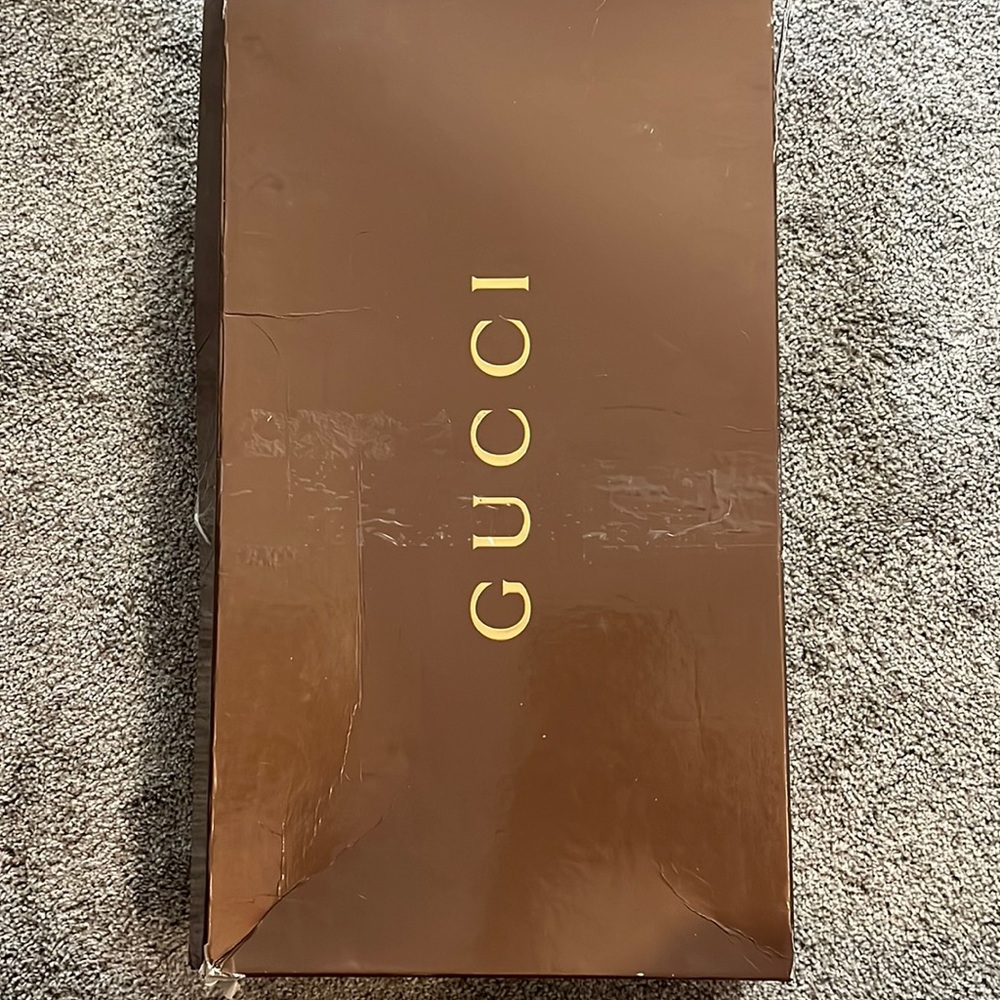 Gucci boots with shoe bags and box